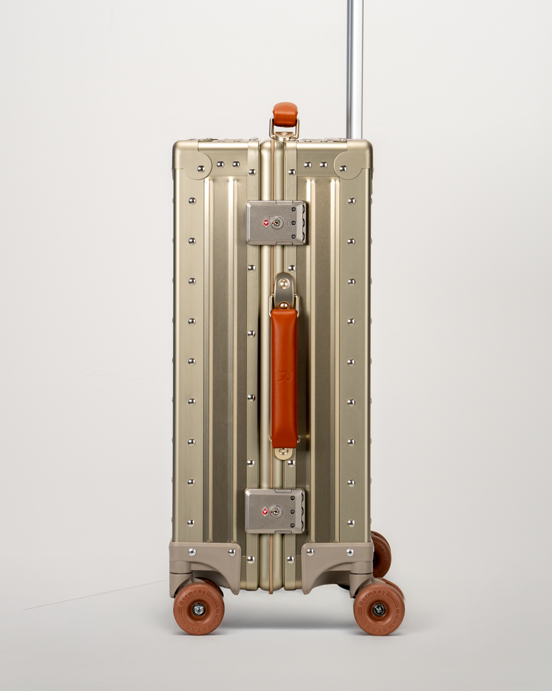 Lucent Champagne Gold Aluminum Carry-On Suitcase Lock View by Portar