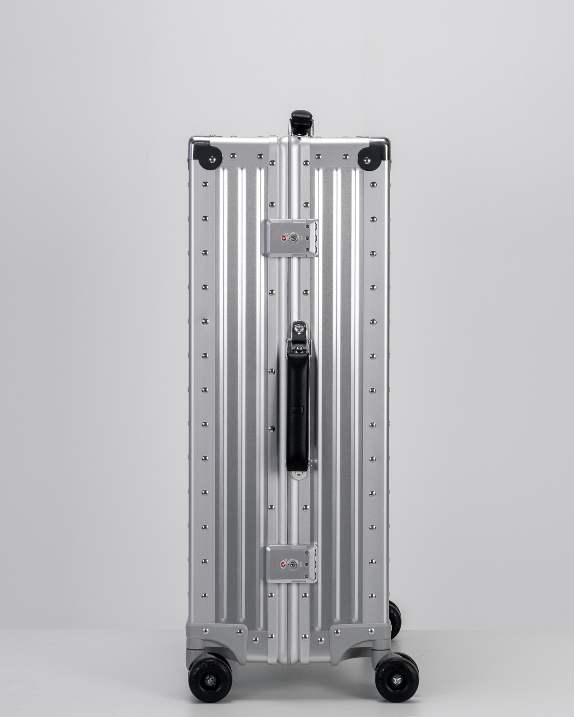 Lucent Lunar Silver Aluminum Check-In Suitcase Lock View by Portar