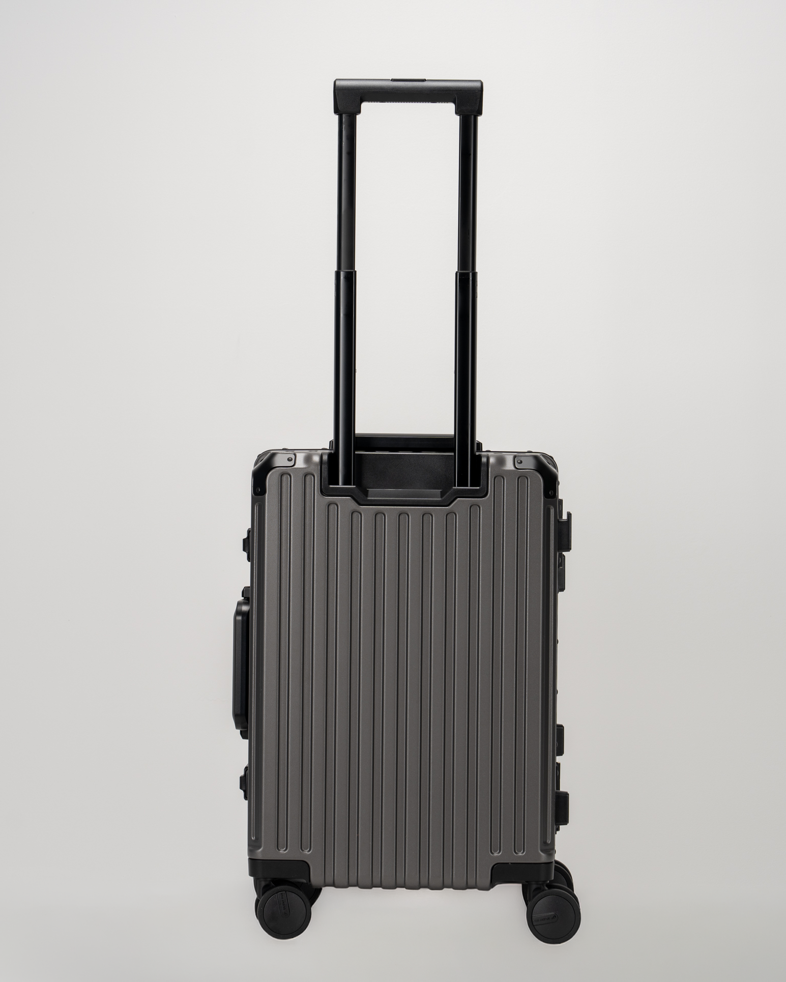 Valence Dark Gull Gray Polycarbonate Shell with Aluminum EdgeFrame Carry-On Suitcase Back with Handle View by Portar