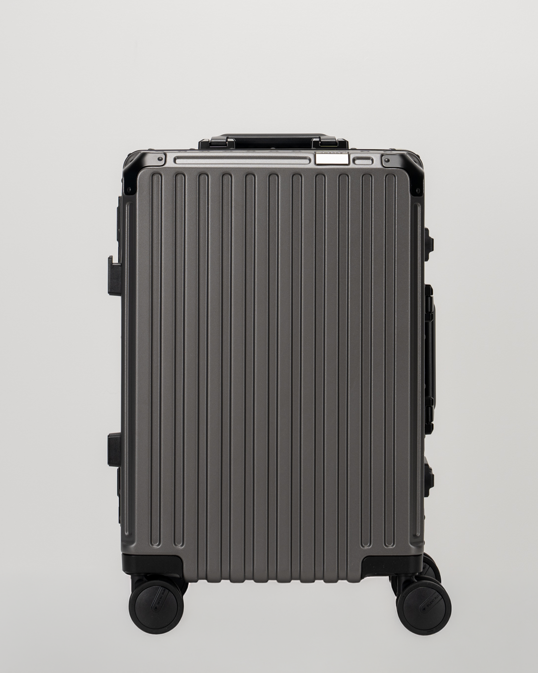 Valence Dark Gull Gray Polycarbonate Shell with Aluminum EdgeFrame Carry-On Suitcase Front View by Portar