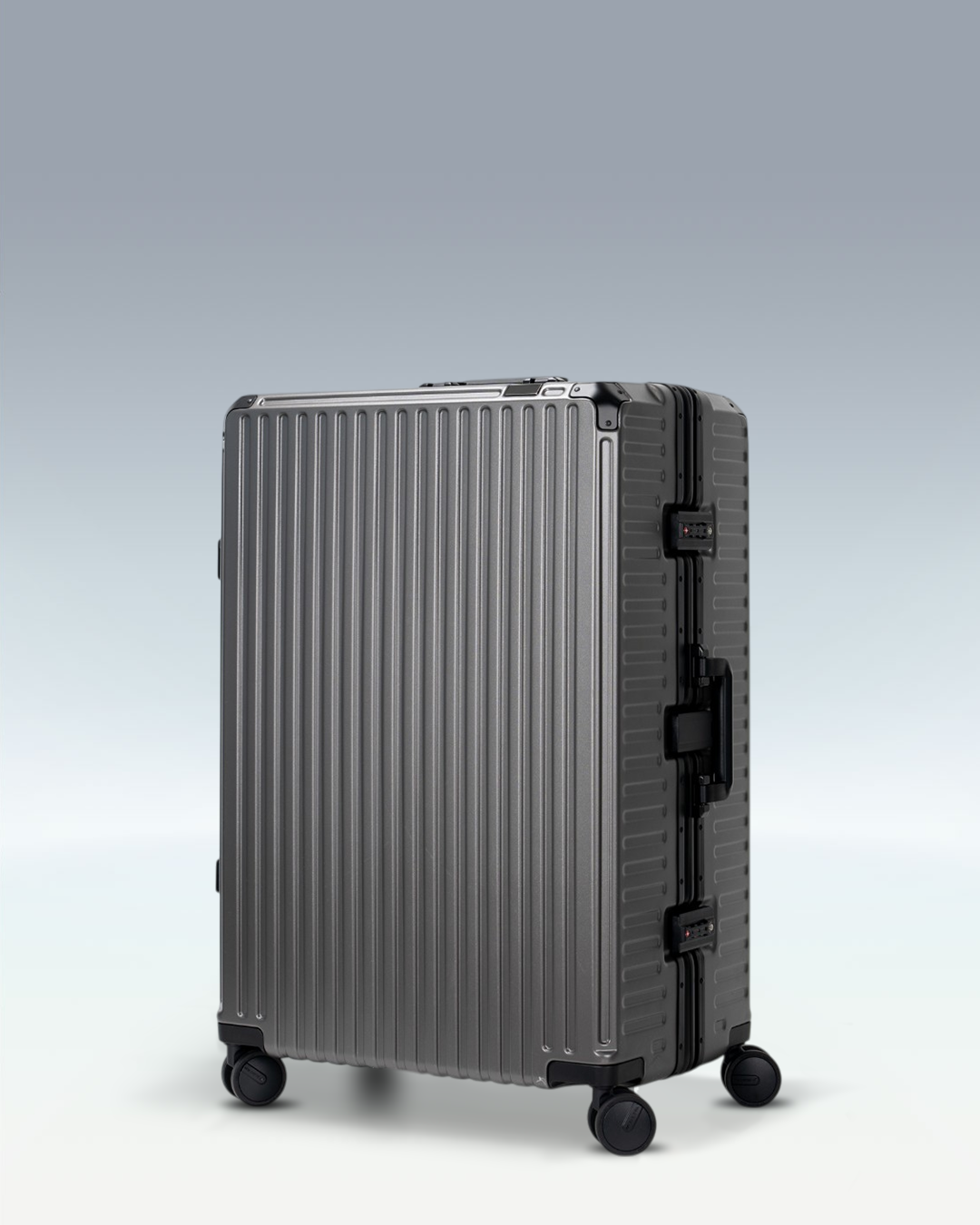 Portar Valence EdgeFrame checked luggage in Dark Gull Gray, three-quarter front view